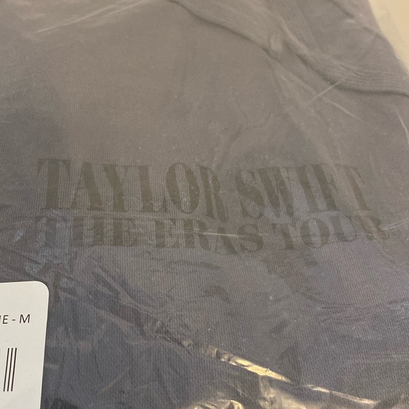 BRAND NEW IN BAG Taylor Swift The Eras Tour Iconic Washed Blue Hoodie - Picture 7 of 7
